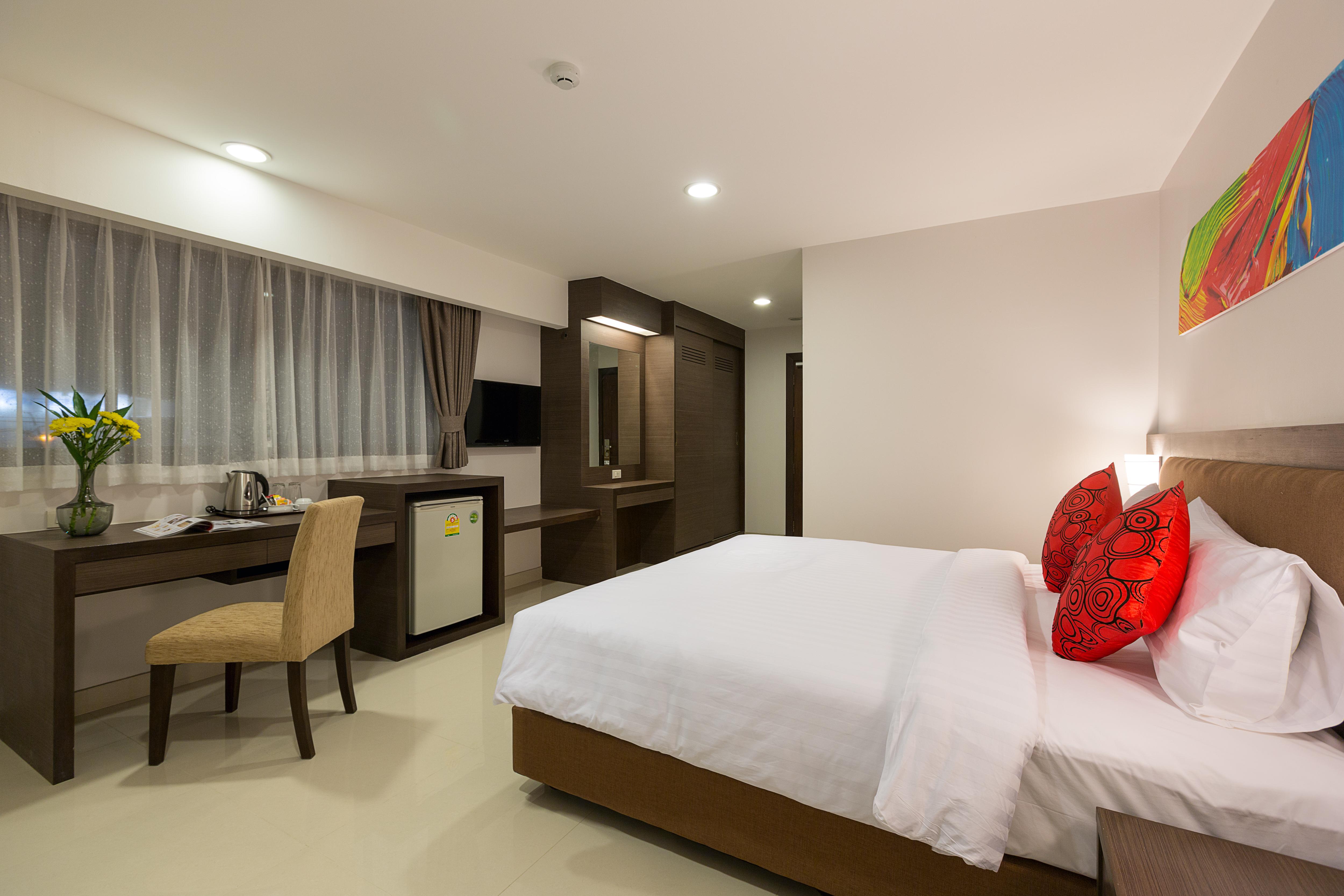 Riche Hua Hin Hotel - Sha Plus Luaran gambar
