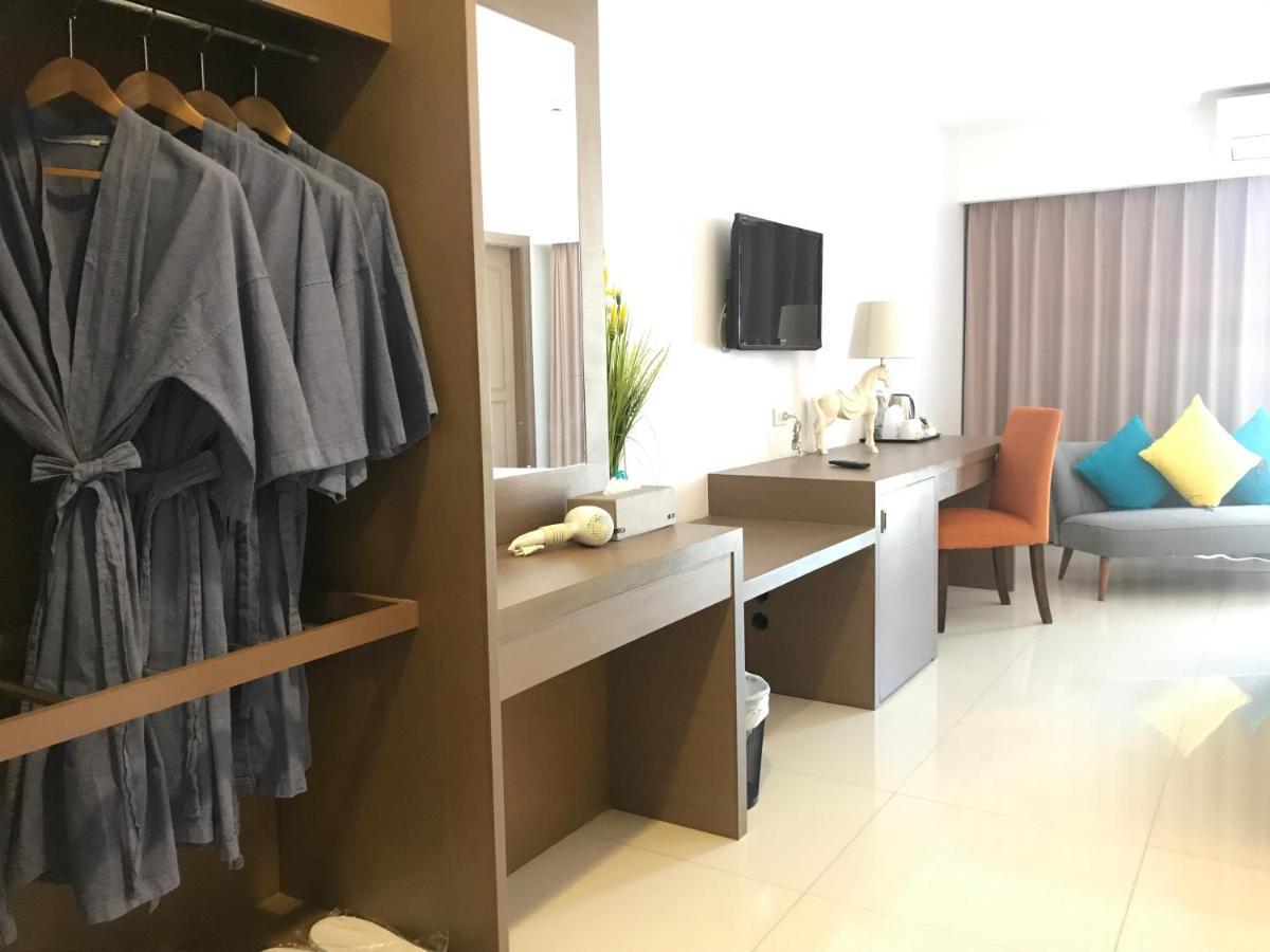 Riche Hua Hin Hotel - Sha Plus Luaran gambar