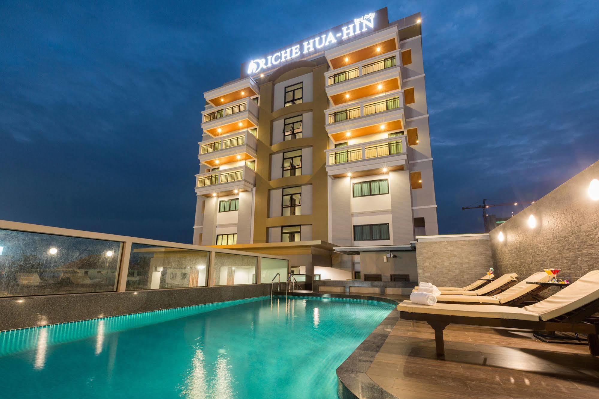 Riche Hua Hin Hotel - Sha Plus Luaran gambar